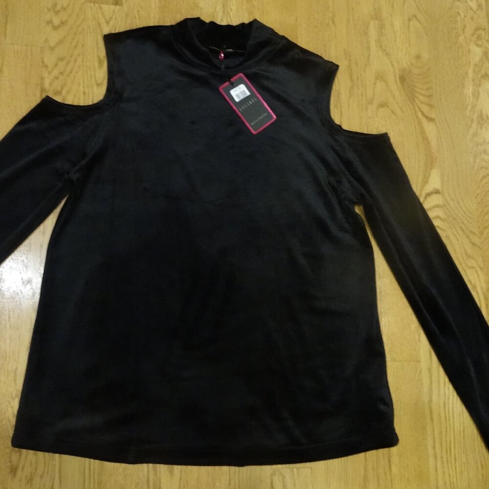Jolibel from Montreal black top cut out shoulder long sleeve top NWT